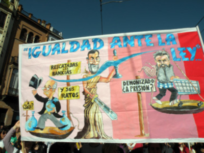 Sevilla. Miles de  sevillanos se manifestaron en protesta por  el rechazo general de los recortes.