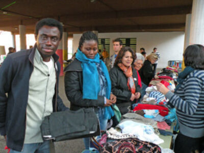 Sevilla. El colegio de Adulto (Ceper del polígono norte) celebro el día de la Paz.