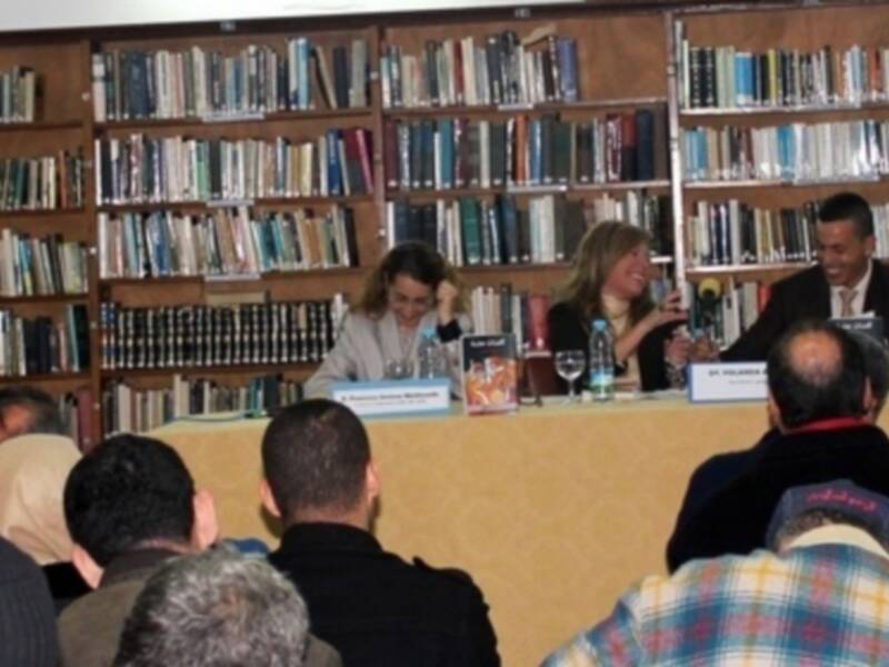 La escritora Yolanda aldón recitará en estepona en un acto institucional junto al compositor marroquí, el haj younes, con motivo del día de Andalucía