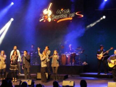 Siempre Así celebró su 20 aniversario con un concierto benéfico para los niños con cáncer