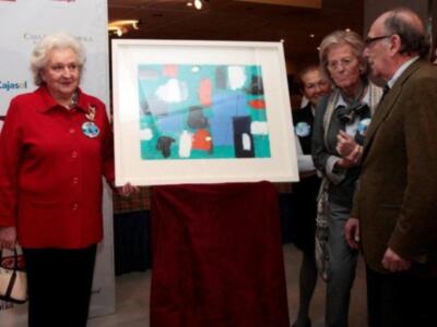 La Infanta Pilar inaugura el rastrillo en Sevilla ante la ausencia de la duquesa de Alba