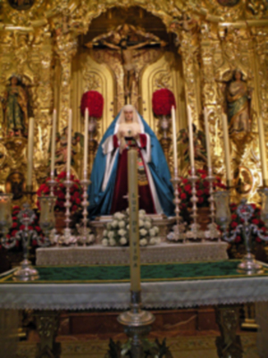 El paso de la Virgen de las Angustias de Alcalá del Río, llevará un cirio de los donantes de Órganos.