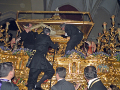 Tradición medieval del Descendimiento de Cristo en Alcalá del Río
