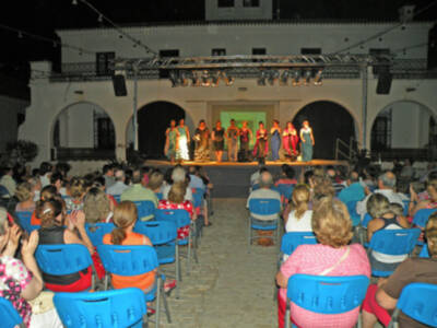 Sevilla.La Copla en el cortijo del parque del Alamillo (Sevilla)