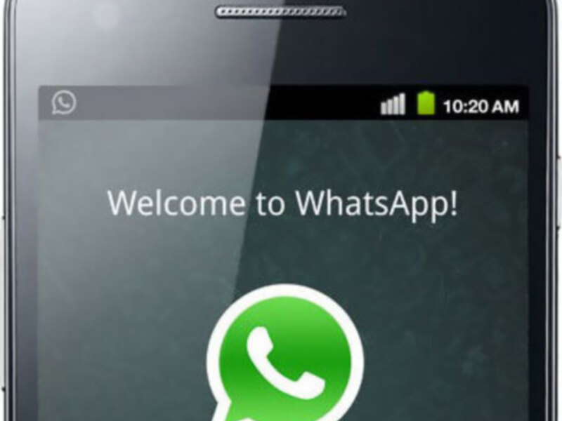 Bienvenido a WhatsApp, pantalla de inicio de la aplicación en un teléfono móvil.