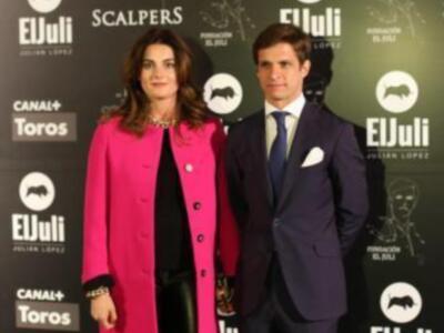 ROSARIO DOMECQ EMBARAZADA ACOMPAÑA A EL JULI EN LA PRESENTACIÓN DE SU TEMPORADA