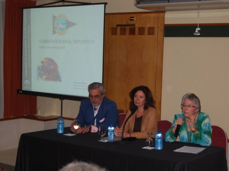 Deporte y salud, aula de formación en el Club Náutico Sevilla
