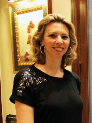 Marina Bernal presenta este domingo el ultimo libro de Rosa Villacastin en la Feria del libro de Sevilla
