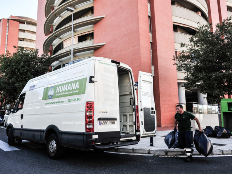 Chipiona donó 22 toneladas de textil usado durante 2014 a la ONG Humana Fundación Pueblo a Pueblo. 