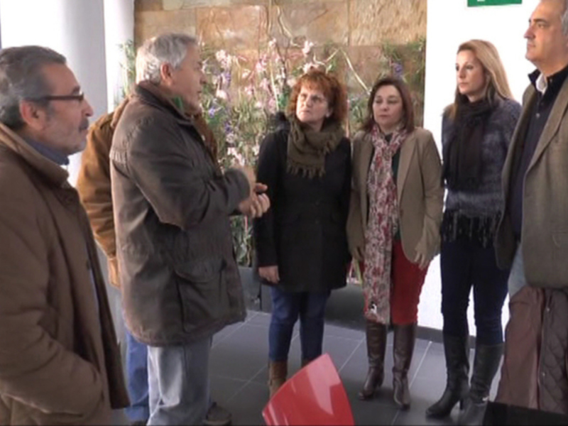 La candidata del P.A, Inmaculada Lorenzo, apoya la construcción de otra parroquia en La Alcancía