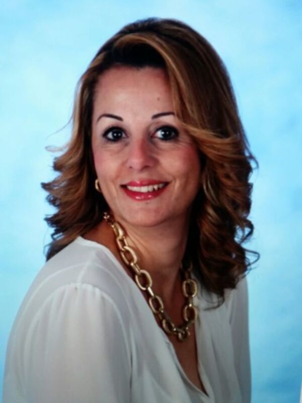 El PA afirma que los vecinos de Ánfora- Rotonda Pozo Romero están insatisfechos por la  falta de canalización de aguas, acerado e iluminación.(Chipiona)