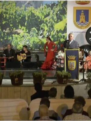 Baile, cante y poesía en el pregón de Manuel Guardia que realizó un repaso por la historia del Moscatel.(Chipiona) 