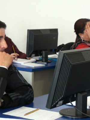 El Ayuntamiento de Chipiona lanza un nuevo curso de iniciación a la red de Internet para desempleados