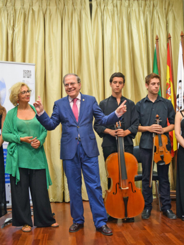 Sevilla. Jóvenes talentos en el Festival de Música en el Ateneo de Sevilla.