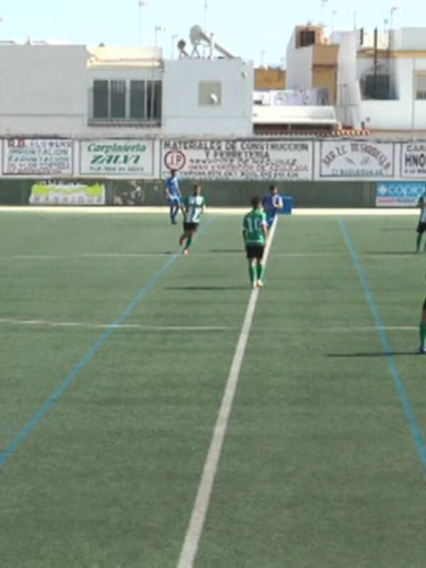 El Chipiona se trae un punto de la visita al campo del Algeciras B