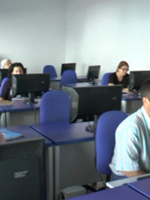 Clausurados dos cursos avanzados de nuevas tecnologías para mayores de cincuenta(Chipiona) 