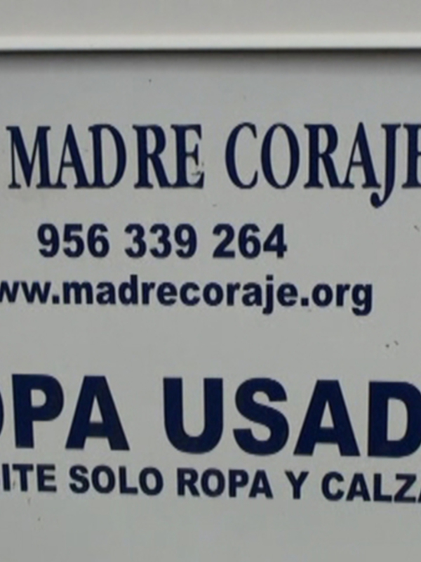 Madre Coraje recogió en 2015 36 toneladas de ropa y 3719 litros de aceite usado