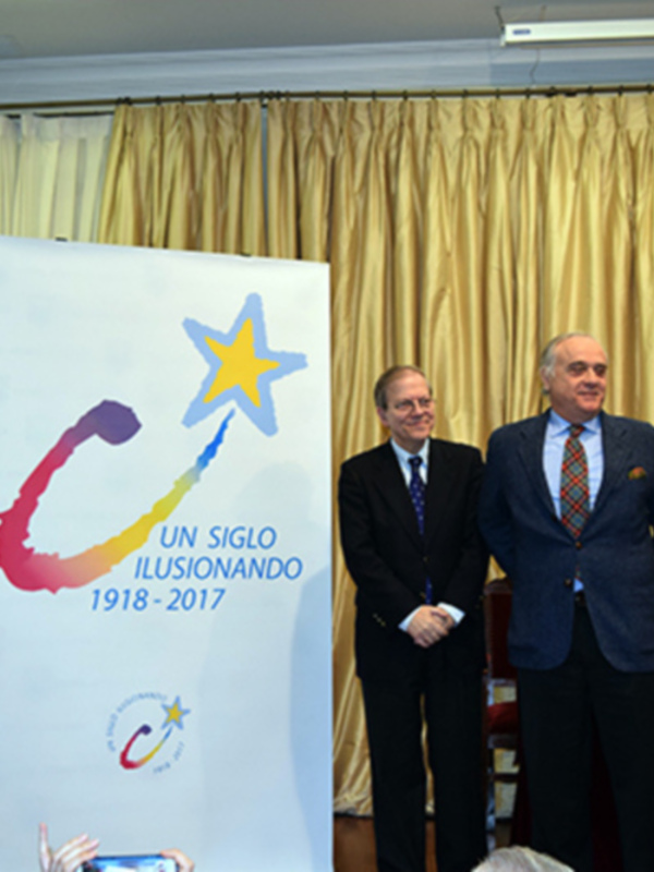 Presentación del logotipo del  Cien Aniversario de la Cabalgata de Reyes  del Ateneo sevillano.