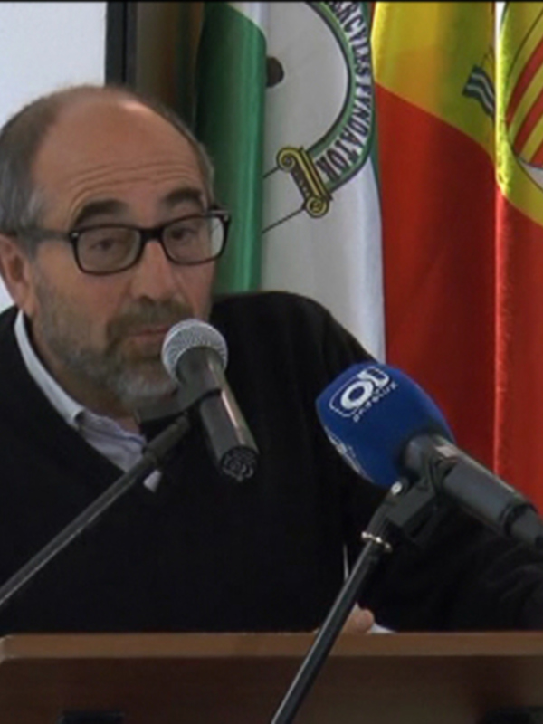 Compromiso de luchar por el futuro de la Media Maratón Costa de la Luz en la presentación de la edición de 2016