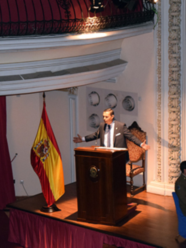 En  Capitanía General Castaño  de Sevilla se  celebró la Exaltación pasión y Gloria.