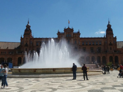 La fuente de la Plaza de España de Sevilla