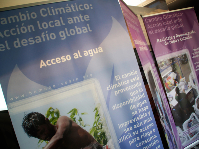 El CAMALEÓN ACOGE UNA EXPOSICIÓN SOBRE LOS EFECTOS DEL CAMBIO CLIMÁTICO EN LAS COMUNIDADES MENOS FAVORECIDAS   