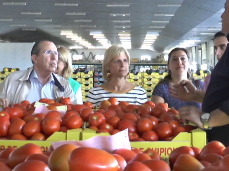 La candidata del PP al Congreso María José García-Pelayo reconoce el valor de Mercado Rivera en generación de empleo y proyección exterior