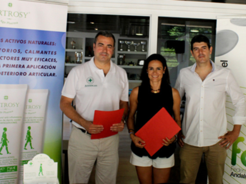 Aga Pharma, nuevo colaborador de la Federación Andaluza de Pádel