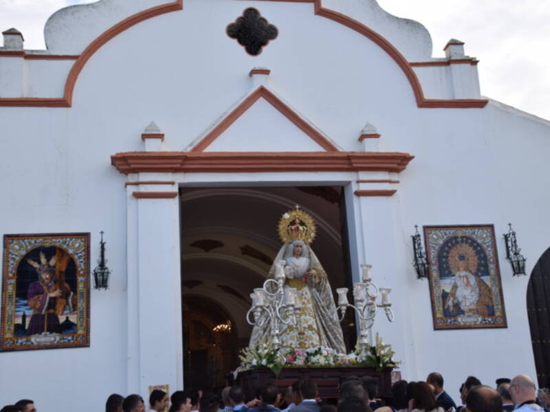 Rosario de la Aurora de la Virgen de los Dolores de Moguer (Huelva)