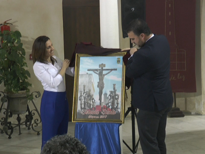 Presentados el pregonero y el cartel oficial de la Semana Santa de Chipiona de 2017