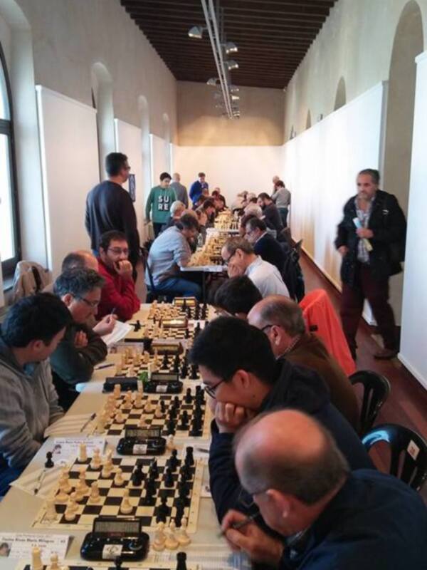 95 jugadores participaron el sábado en el final del campeonato de ajedrez provincial celebrado en Chipiona
