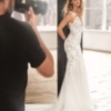 En un reportaje de la revista HOLA, Nina Agdal luce nuesvas propuestas de la colección Atelier PRONOVIAS 2018