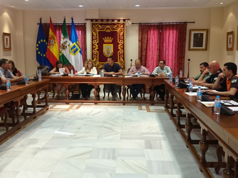 La Junta Local de Seguridad del Ayuntamiento de Chipiona establece los dispositivos de seguridad especiales para las romerías del Rocío y el Pinar.
