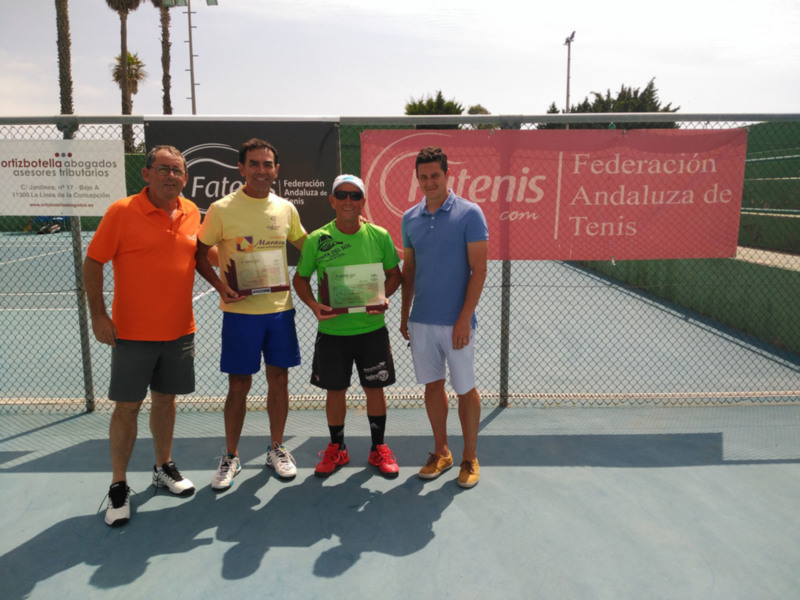 El tenista chipionero Manuel Massip se ha proclamado subcampeón de Andalucía veteranos mayores de 55 años