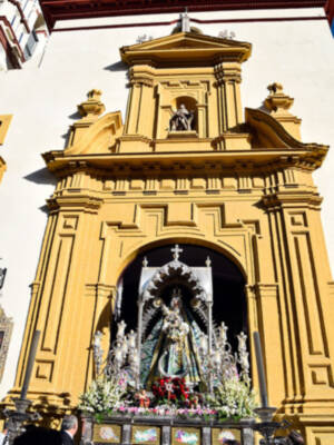 Procesión de la Virgen de la Sierra Filial de Sevilla.