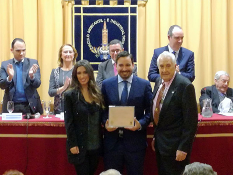 Hecosi otorga sus premios 2017 al matrimonio Jiménez Becerril en el XX Aniversario de su muerte