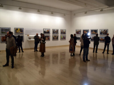Exposición pasos de misterio en el corazón de Andalucía y Sicilia.