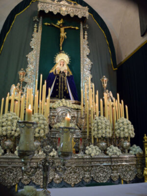 Novena a la Virgen de las Angustias de la Hermandad de la Vera-cruz de Alcalá del Río, marca los Ejercicios Precuaresmales.