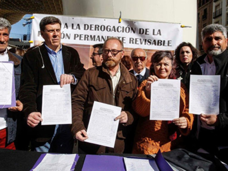 Familiares de diversos casos de crímenes con repercusión en la opinión pública se reunieron el pasado viernes, 23 de febrero,  en Sevilla