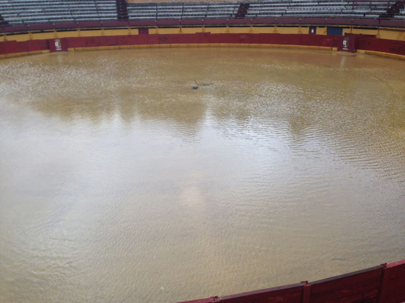 Tanto Ayuntamiento de Ubrique (Cádiz) como la empresa arredantaria de su plaza de toros, han preferido aplazar la corrida