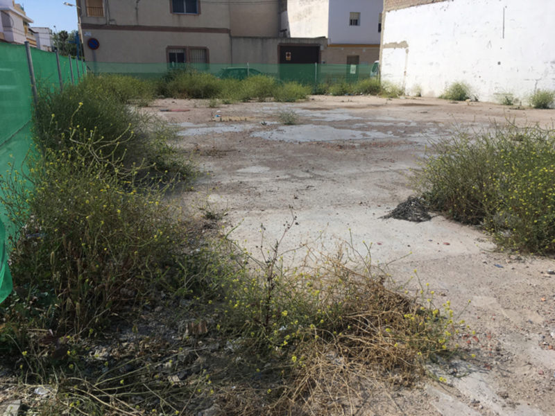 IU exige al gobierno municipal que ponga en funcionamiento los aparcamientos estivales desde el 15 de junio