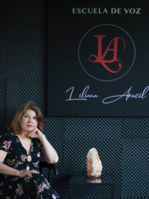 Liliana Aracil abre la Escuela de Voz en Sevilla