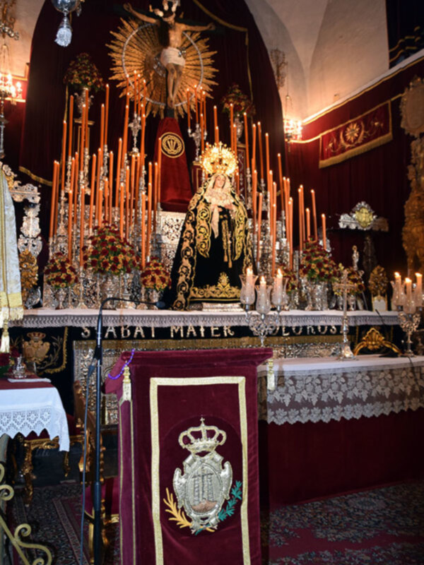 Altar de cultos de Quinario al Señor Yacente de la Misericordia Ilipense.