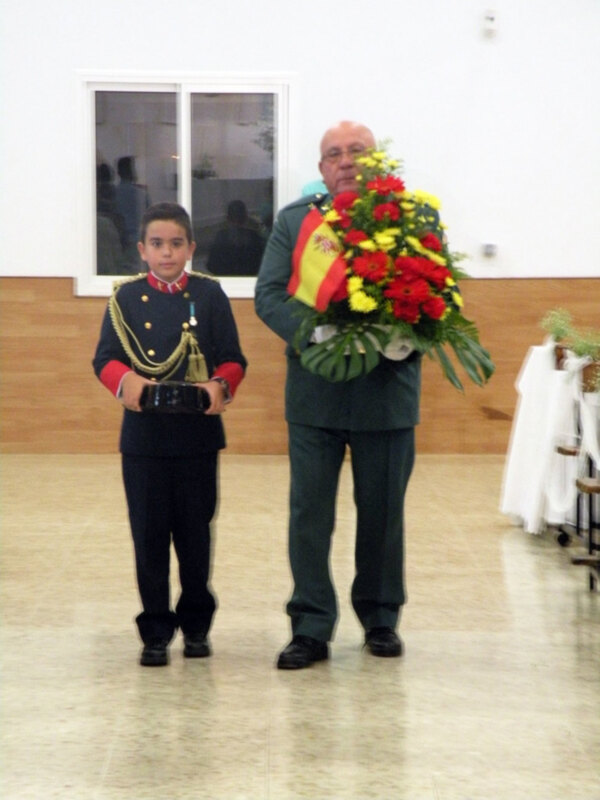 La Virgen del Pilar y la Guardia Civil por la devoción de su Patrona.