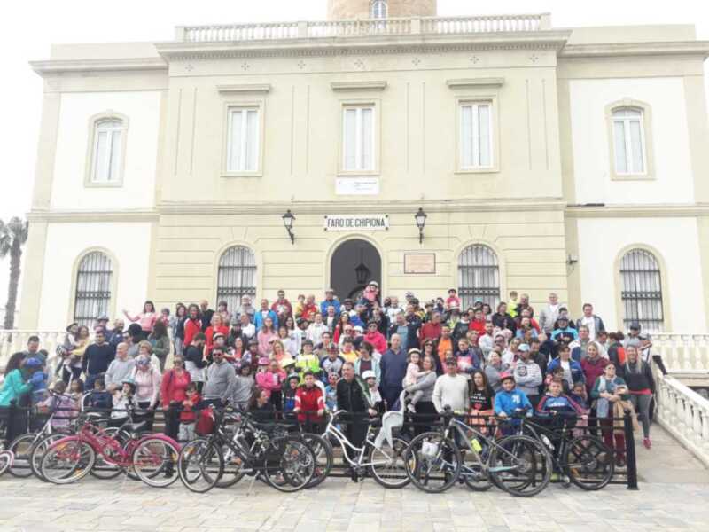 El Ayuntamiento presenta el proyecto de carril bici hasta el centro de la localidad durante la celebración del Día de la Bicicleta