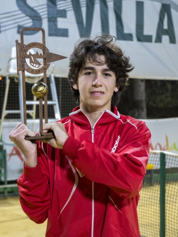 El XXVII Open internacional de tenis de Sevilla Memorial Ricardo Villena, para Sergio Dávila