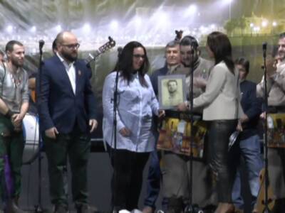 Chipiona recupera con éxito sus recordadas noches del Cine Principal con un acto que lleva desde ahora el nombre de Rafael El Camarón