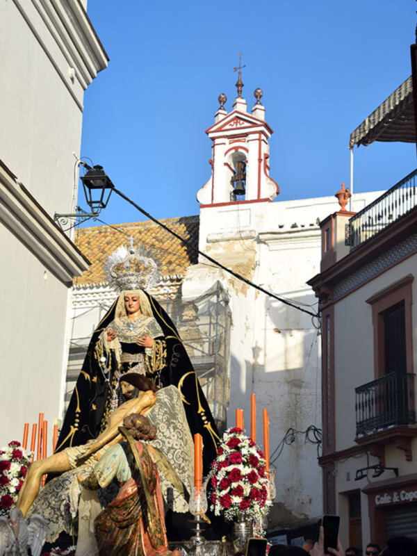 Procesión de traslado por obra en la Real Ermita de San Gregorio de Osset de los titulares de la Soledad Ilipense.