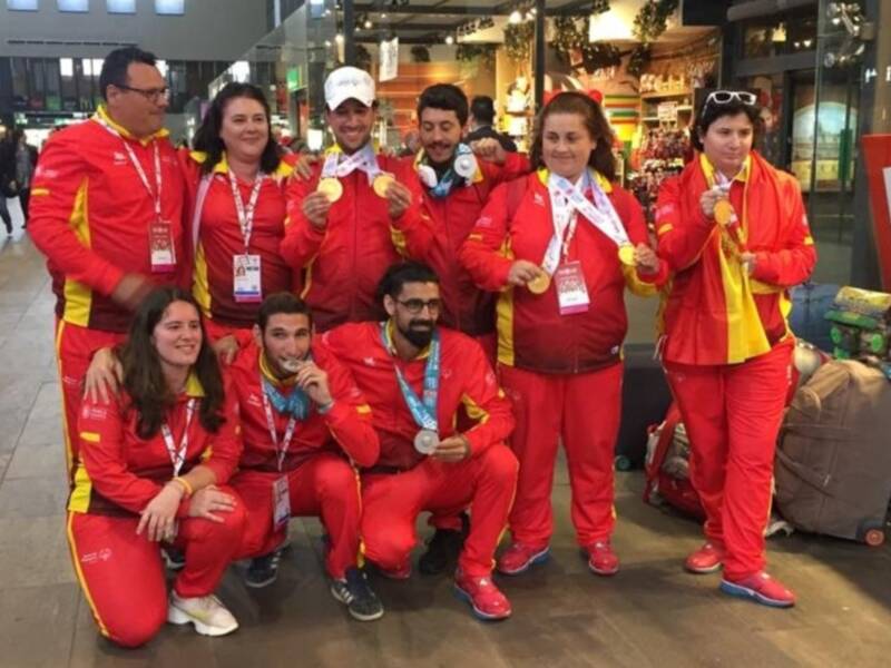 Los campeones sevillanos de los Juegos Mundiales Special Olympics ya están en casa