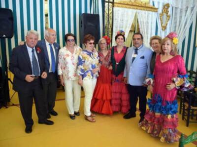 La compañía del grupo Ofelia Nieto en la Feria de Sevilla.